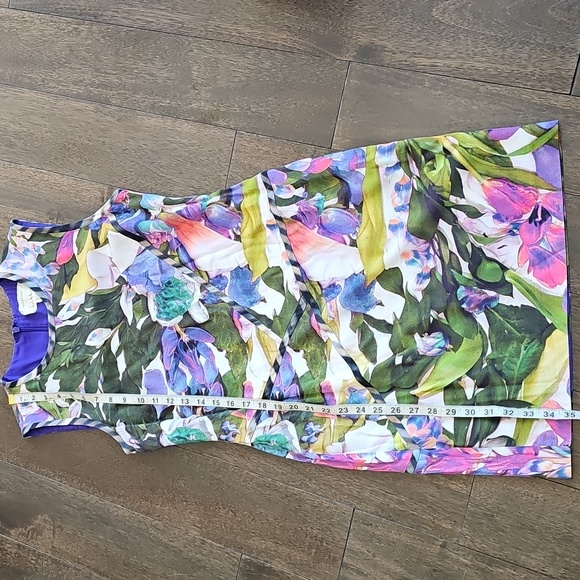 Nicole Miller Floral Utopia Sheath Dress Size 6 - Picture 5 of 9